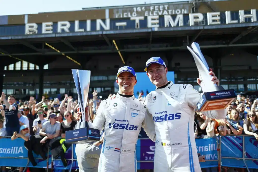 Stoffel Vandoorne, Nyck de Vries