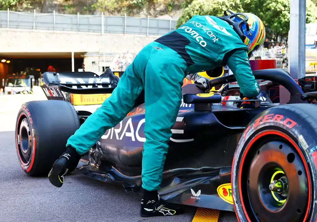 Fernando Alonso, Max Verstappen, red bull, aston martin