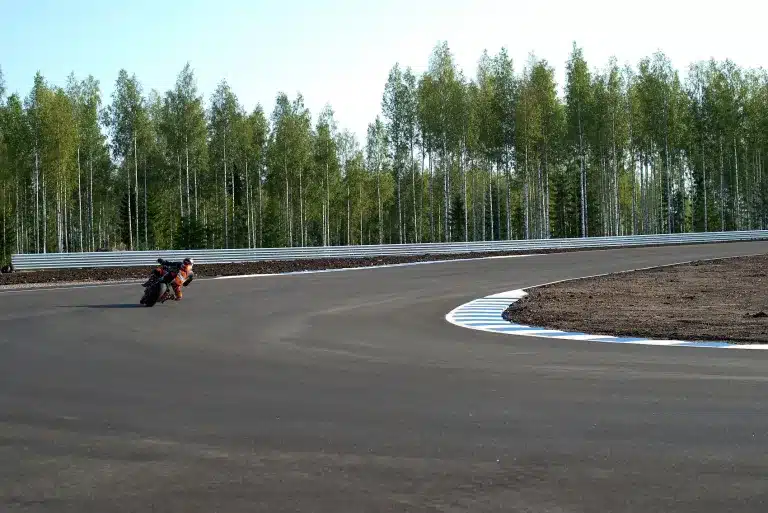 Mika Kallio, Kymiring, finn