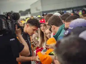 Lando Norris, McLaren (forgatják a Drive To Survive-ot)