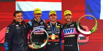 Esteban Ocon, Max Verstappen és Pierre Gasly a dobogón. Norris csak a 6. lett