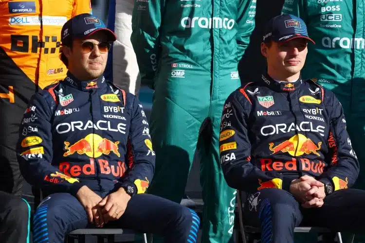 Verstappen már a 2025-ös szezon kezdetén bajba kerülhet majd!
