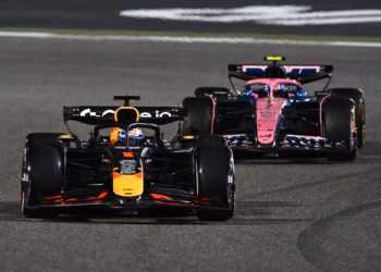 Mégsem az Aston Martinhoz vagy a Mercedeshez megy Verstappen?