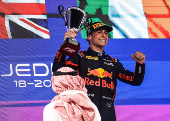 A Red Bull verenyzője a legfiatalabb győztes lett, majd Verschoor diadalmaskodott