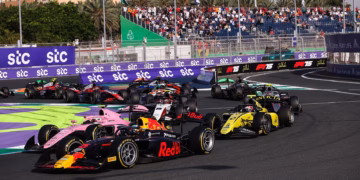 Formula 2 Jeddah rajt, 2025. Elöl Oliver Goethe