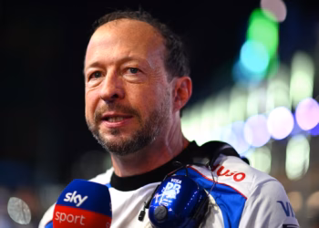 Ha az F1 visszatérne a V10-hez, az olyan lenne, mintha a Jurassic Parkban lennénk