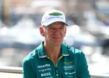 Newey testközelből is megvizsgálta a McLaren szabályosságát