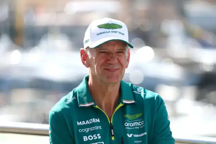 Newey testközelből is megvizsgálta a McLaren szabályosságát