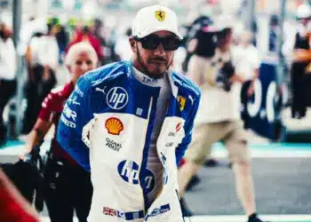 Danica Patrick Hamiltont dicséri, miközben nem látja a McLaren dominandiáját?