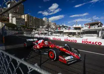 3-ból 3 szabadedzést nyert Leclerc, míg Hamilton odacsapta a Ferrarit