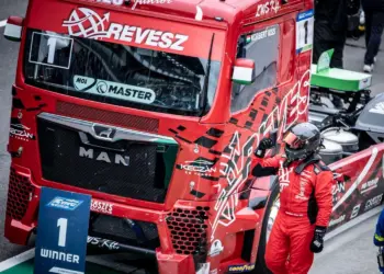 Tovább növelte előnyét Kiss Norbert és a Révész Racing!