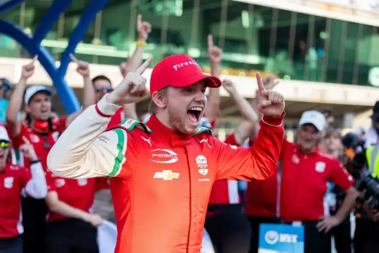 Megdöbbentően nagy meglepetés: Az ex-Ferrari versenyző szerezte meg az Indy 500-on a pole-t