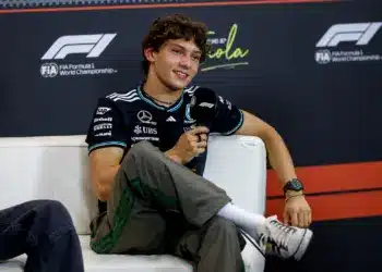 Az érettségiző Kimi Antonelli az osztálytársait is meghívta első hazai F1-es hétvégéjére