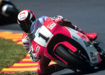 Wayne Rainey és más legendák újra pályán Laguna Secában – kell ennél több?