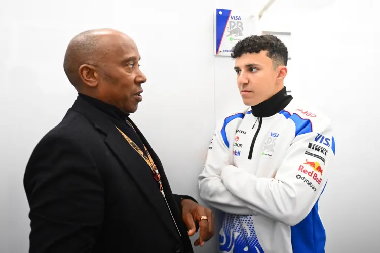 Hamilton édesapja az FIA-nál kaphat pozíciót