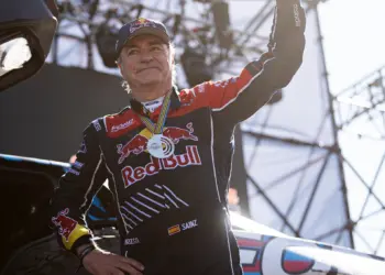 Idősebb Sainz megnézte volna a fiát Verstappen csapattársaként is a Red Bullnál