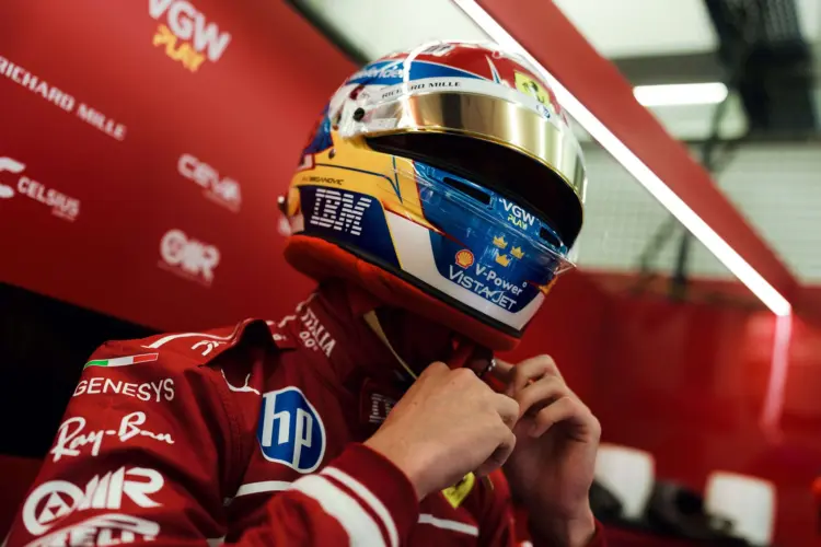 Leclerc átadja a helyét Ausztriában, ismerős arc ül a Ferrariba