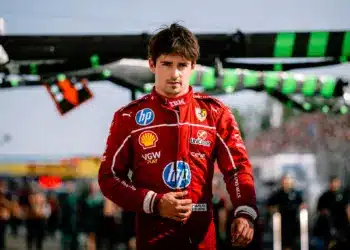 Már a Ferrari csapatfőnöke nyugtatja a közvéleményt Leclerc miatt