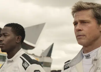 F1 film kritika: Sonny Hayes a valóságban egy verseny alatt összegyűjtené az összes büntetőpontot