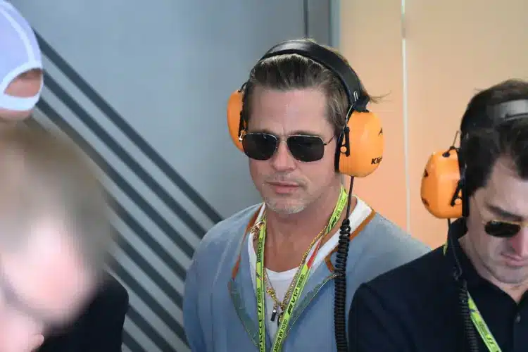 300 km/h felett repesztett Brad Pitt a McLarennel a COTA-n