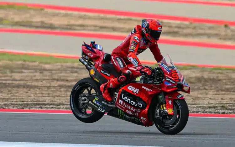 A Márquez-show folytatódott a dupla Gresini-dobogót hozó sprinten