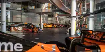 McLaren, ferrari