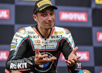 Lorenzo nem igazán érti Razgatlioglu döntését, egy másik csapatban képzeli el a törököt
