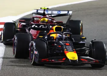 A Ferrari és a Red Bull jelentős fejlesztéseivel érnék utol a McLarent