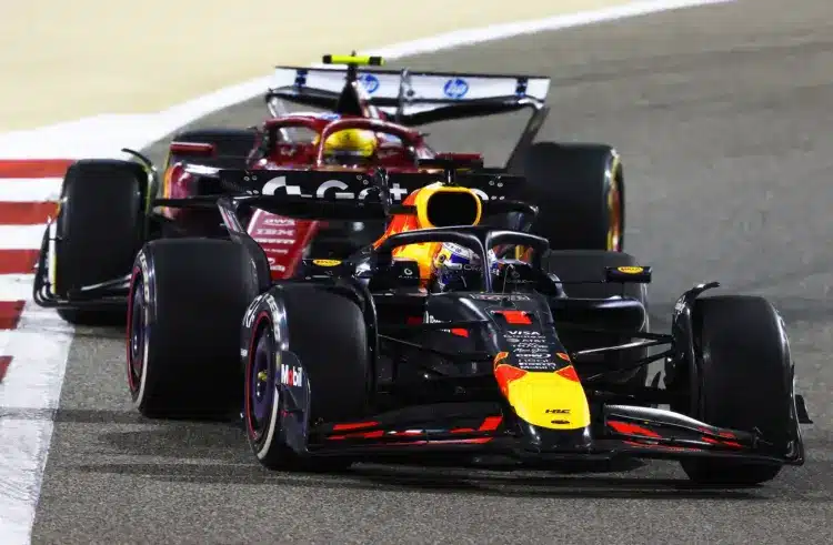 A Ferrari és a Red Bull jelentős fejlesztéseivel érnék utol a McLarent