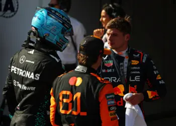 Halasztania kell a Mercedesnek Verstappen leigazolását, mert egy fontos részvényest ez bosszanthat