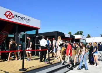 Az F1 egyik kiscsapatánál tiltott az, amit te akár naponta is megtehetsz