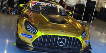 Aranyos Mercedes bukkan fel a mai motorsport puzzle-n