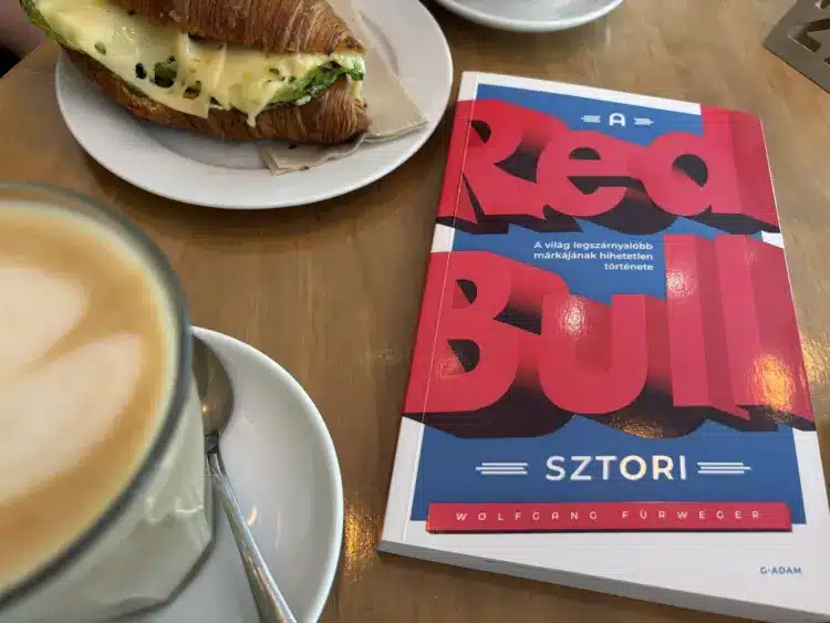 Így lett a Red Bull több, mint egy márka – Egy könyv és egy vélemény