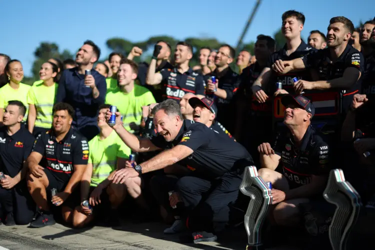 Súlyos átalakulások a Red Bullnál: Horner után két további kulcsember is távozott