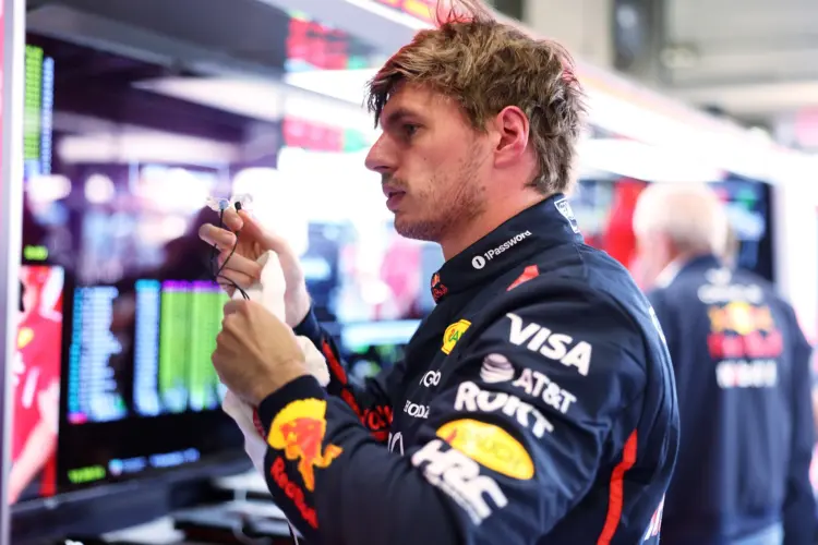 Nem Russell helyére, hanem mellé érkezhet Verstappen