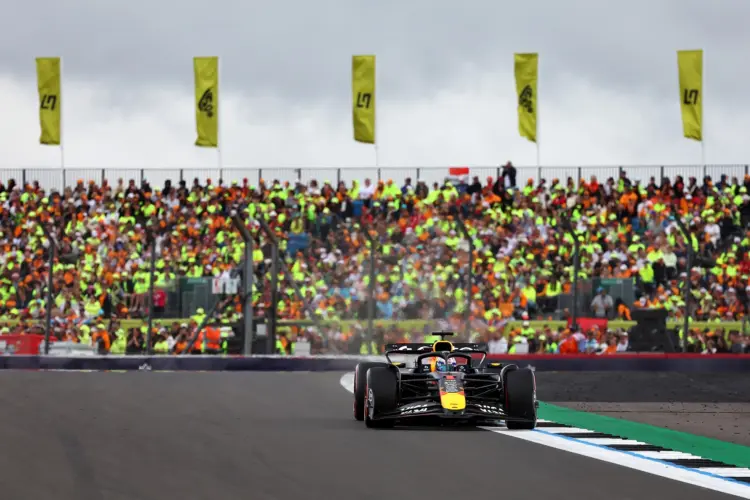 Verstappen-t megint kifütyülték a britek Silverstone-ban