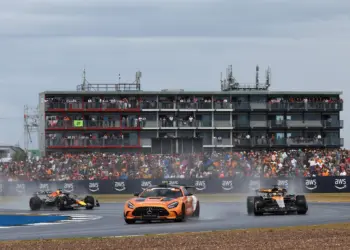 Verstappen is megdöbbent Piastri súlyos büntetésén