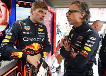 Verstappen reagált a pletykára, miszerint Szardínián találkozója lett volna