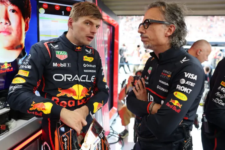 Verstappen reagált a pletykára, miszerint Szardínián találkozója lett volna