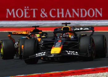 Nem gond nélkül, de Verstappen nyerte a belga sprintet