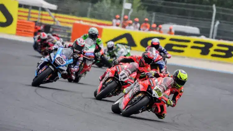 Tavaszra költözik a Balaton Park-i Superbike-futam 2026-ban