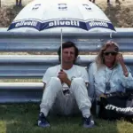Hungaroring 1986, Magyar Nagydíj, Ricardo Patrese, rajt előtt a fűben, esernyőt tartva, első feleségével Susival