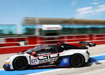 VIDEÓ: Brutális baleset után tűzgolyóvá vált a Lamborghini