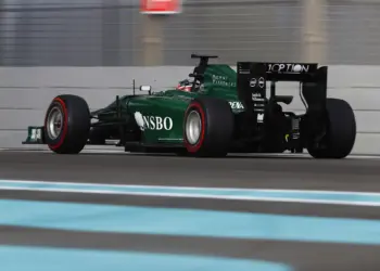 Kuvaiti befektetővel, 12. csapatként visszatérhet az F1-be egy egykori csapatnév