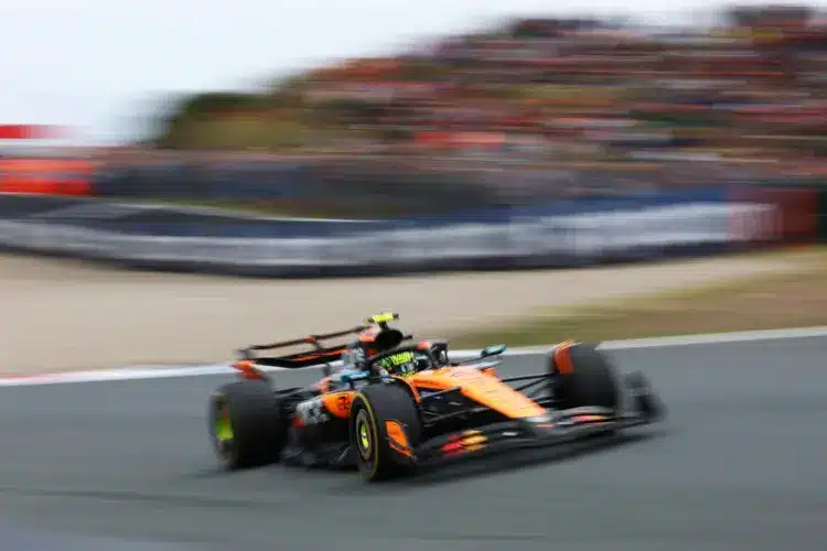 Norris az élen az FP2-n is, míg Stroll csúnyán összetörte az Aston Martint