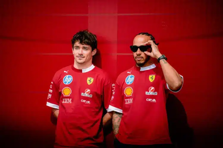 Leclercnek már szúrja a szemét Hamilton ferraris fizetése
