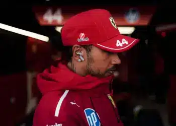 Hamilton: Okosnak kell lennünk, ha le akarjuk győzni a McLarent