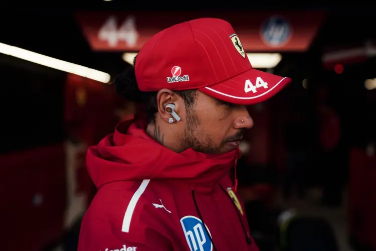 Hamilton: Okosnak kell lennünk, ha le akarjuk győzni a McLarent