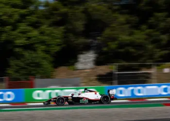 „Fernando Alonso az én hősöm” – Mari Boya, az Aston Martin akadémistája