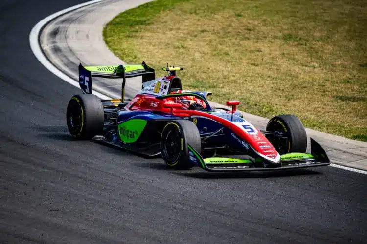 Bajnokavatás a Hungaroringen, ismét brazil versenyző húzta be az F3-at